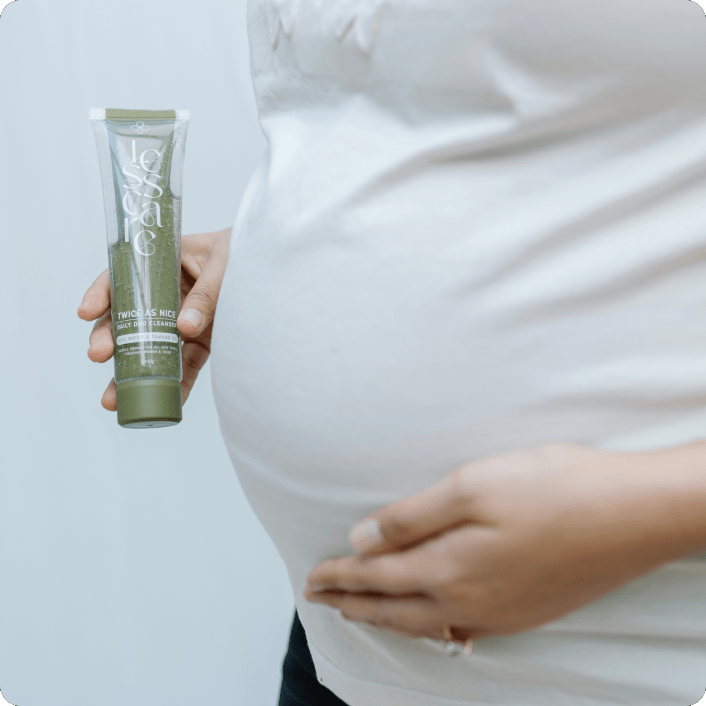 The Best Pregnancy-Safe Face Wash in India: A No-Nonsense Guide