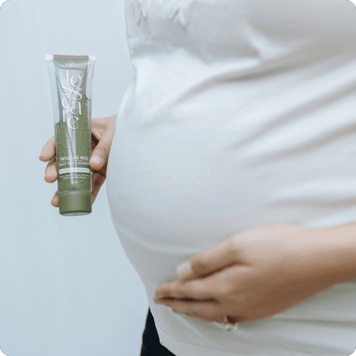 The Best Pregnancy-Safe Face Wash in India: A No-Nonsense Guide - Lesscare