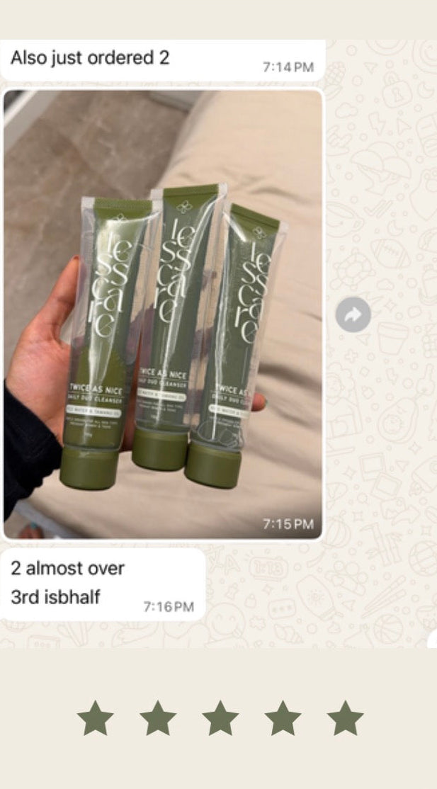 Product review with three green bottles held by a hand, displayed on a smartphone screen.